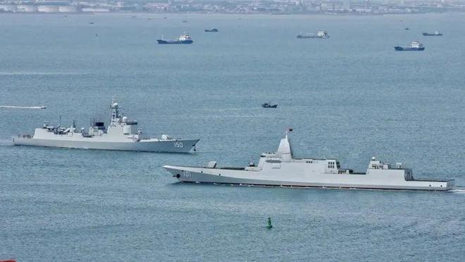 Max版正式亮相中国海军下一代驱逐舰何时亮相？k8凯发国际央视首次公开！052D型Pro(图11)