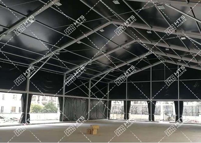华烨体育篷房给你稳稳的课堂体验凯发k8登录大雨、强风也不怕